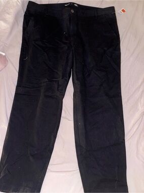 Old Navy Black Straight-Leg Chino Pants